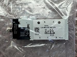 VAVE-L1-1VR8-LP  573919 Electrical Connection Plate NEW